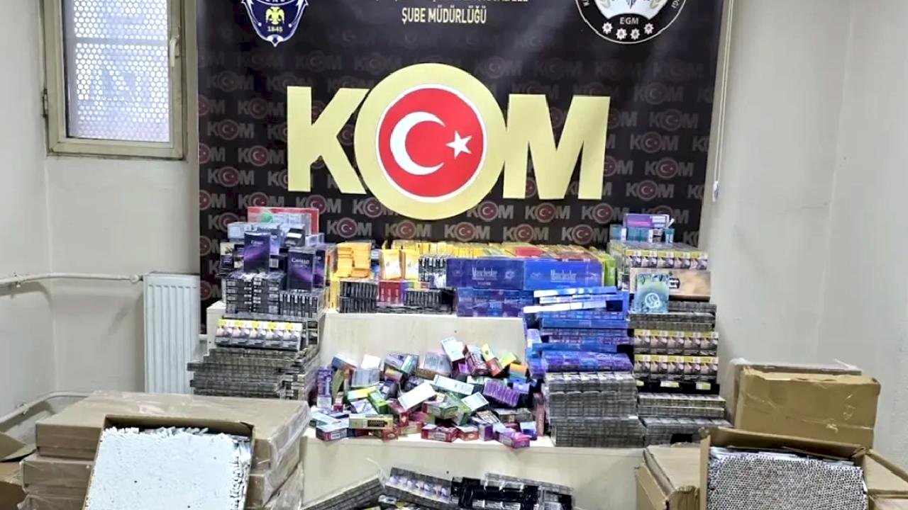 İzmir'de Gümrük Kaçağı Tütün operasyonu