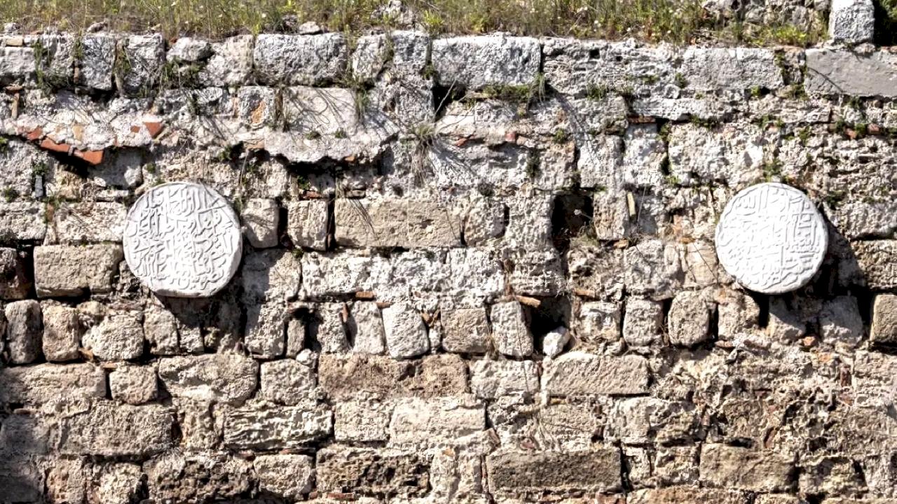 Kaleiçi'nde 45 Kaybolmuş Kitabe Bulundu