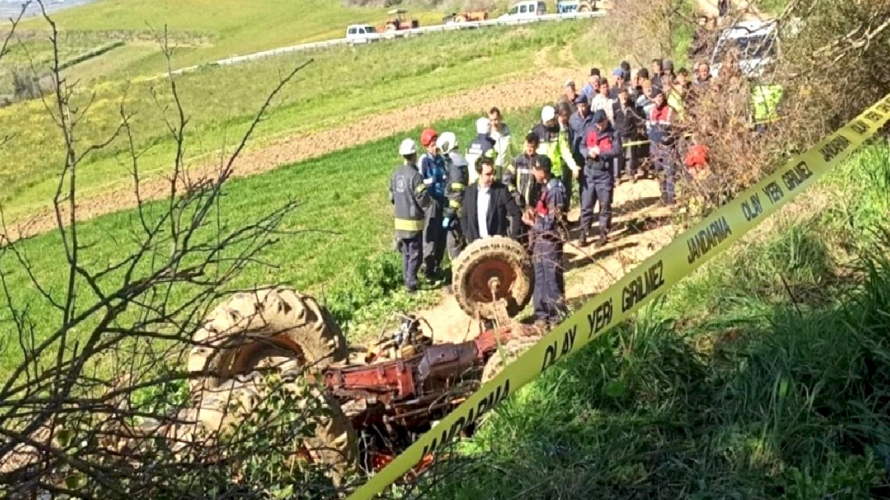 Kocaeli’de traktör devrildi: Sürücü öldü