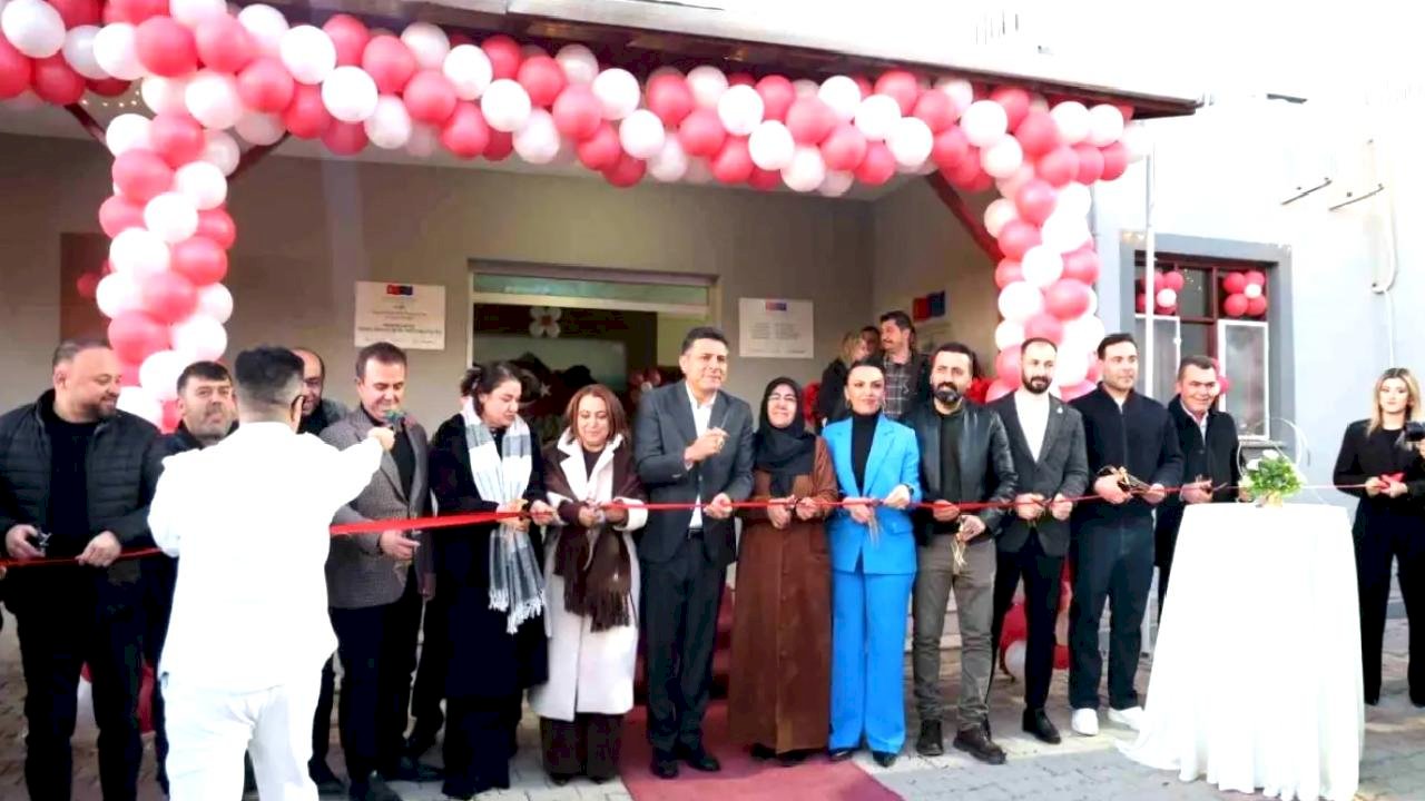 Kozanlı kadınlar hem gelecekleri hem de öğrenciler için üretecek