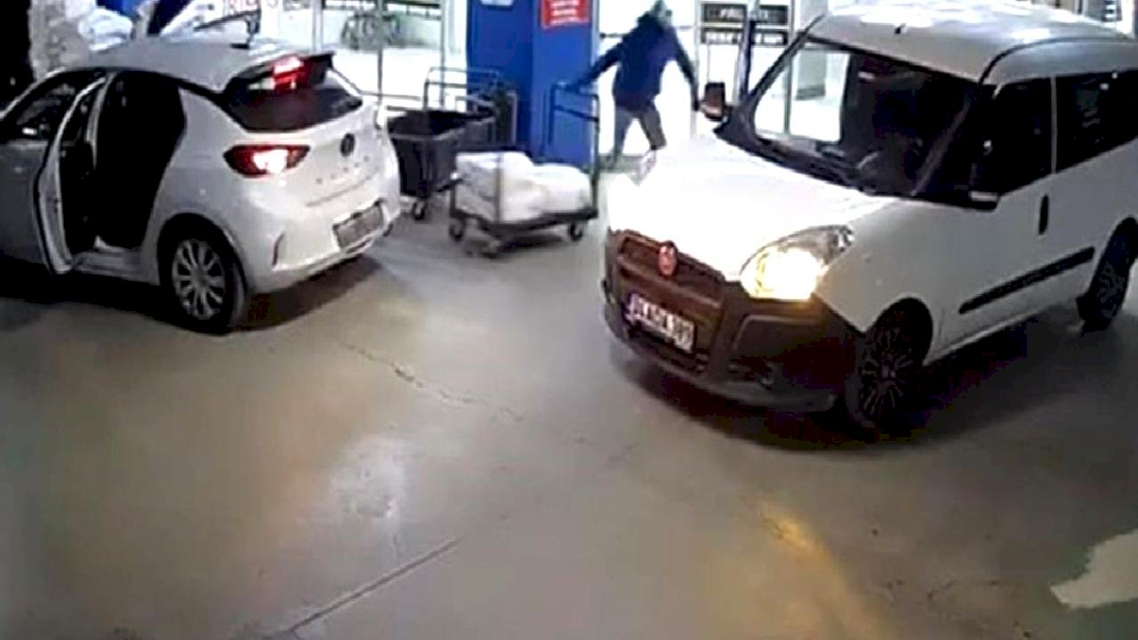 Kuyumcukent’te silahlı soygun: Para dolu çuvalları alıp kaçtılar