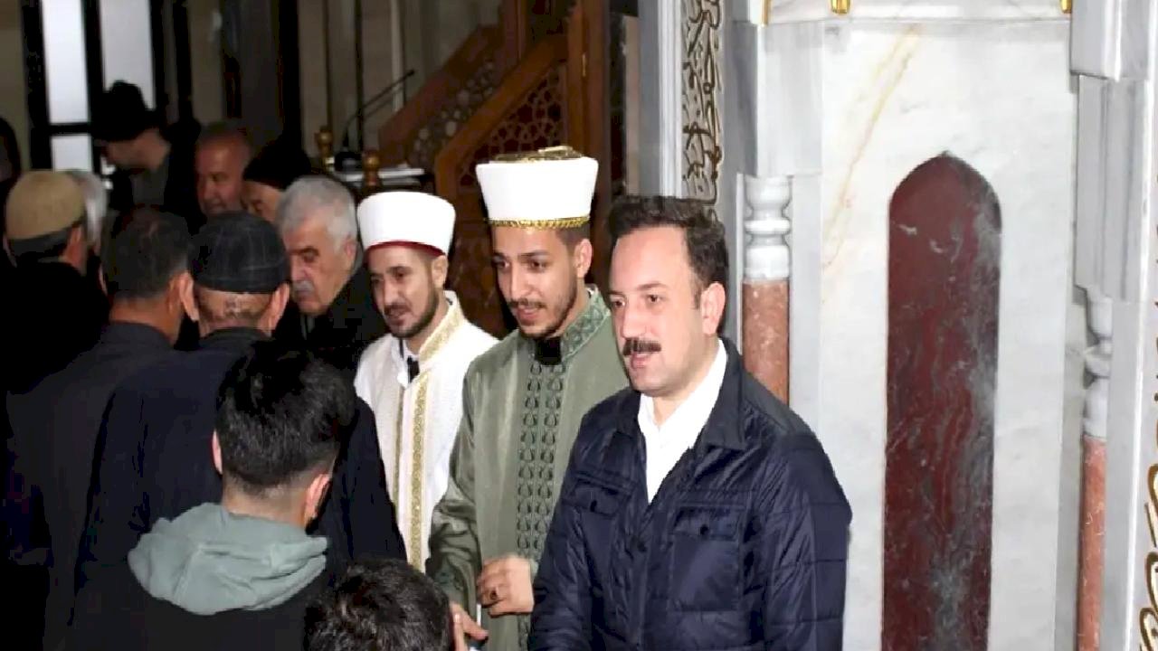 Malazgirt'te Ramazan Bayramı Namazı Kılındı