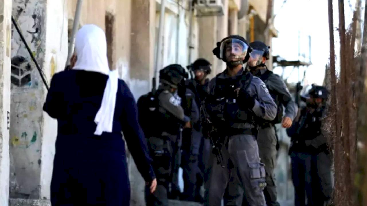 Mescid-i Aksa'da 54 yıl sonra bir ilk! Bayramı zehir eden görüntü