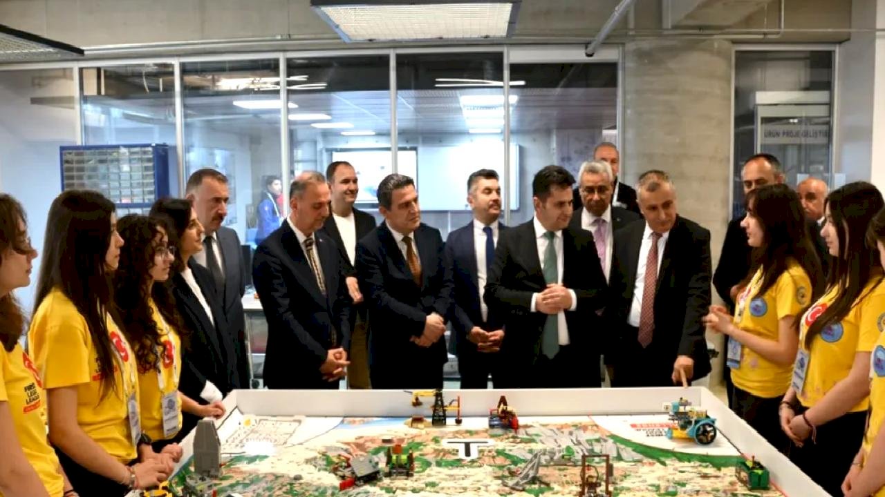 Mesleki eğitimde 'usta eller' Bursa'da geleceğe köprü kuruyor