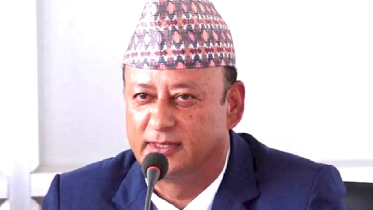 Nepal'de Eski Enerji Bakanı Gözaltına Alındı