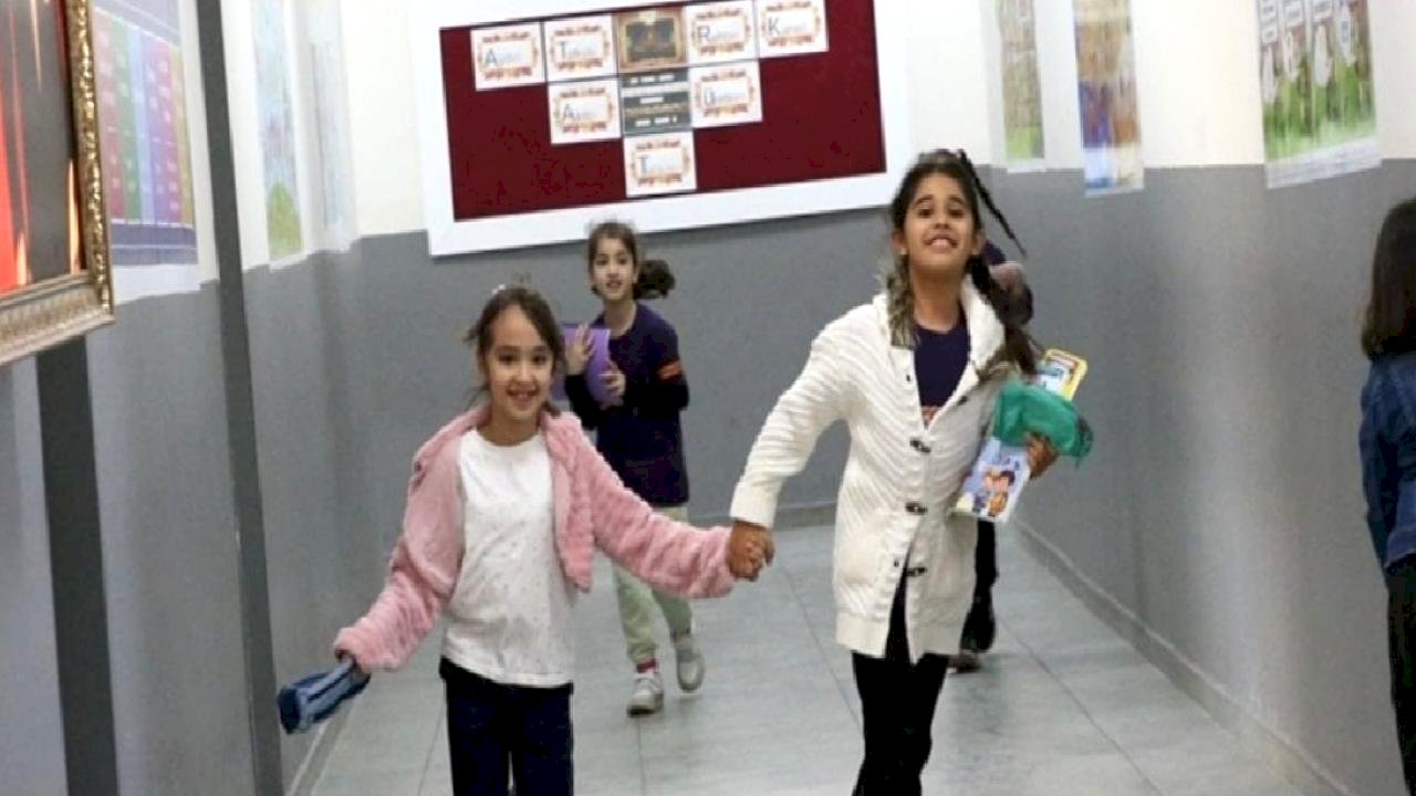 Okullarda ikinci ara tatil sona erdi, ders zili bugün çalacak