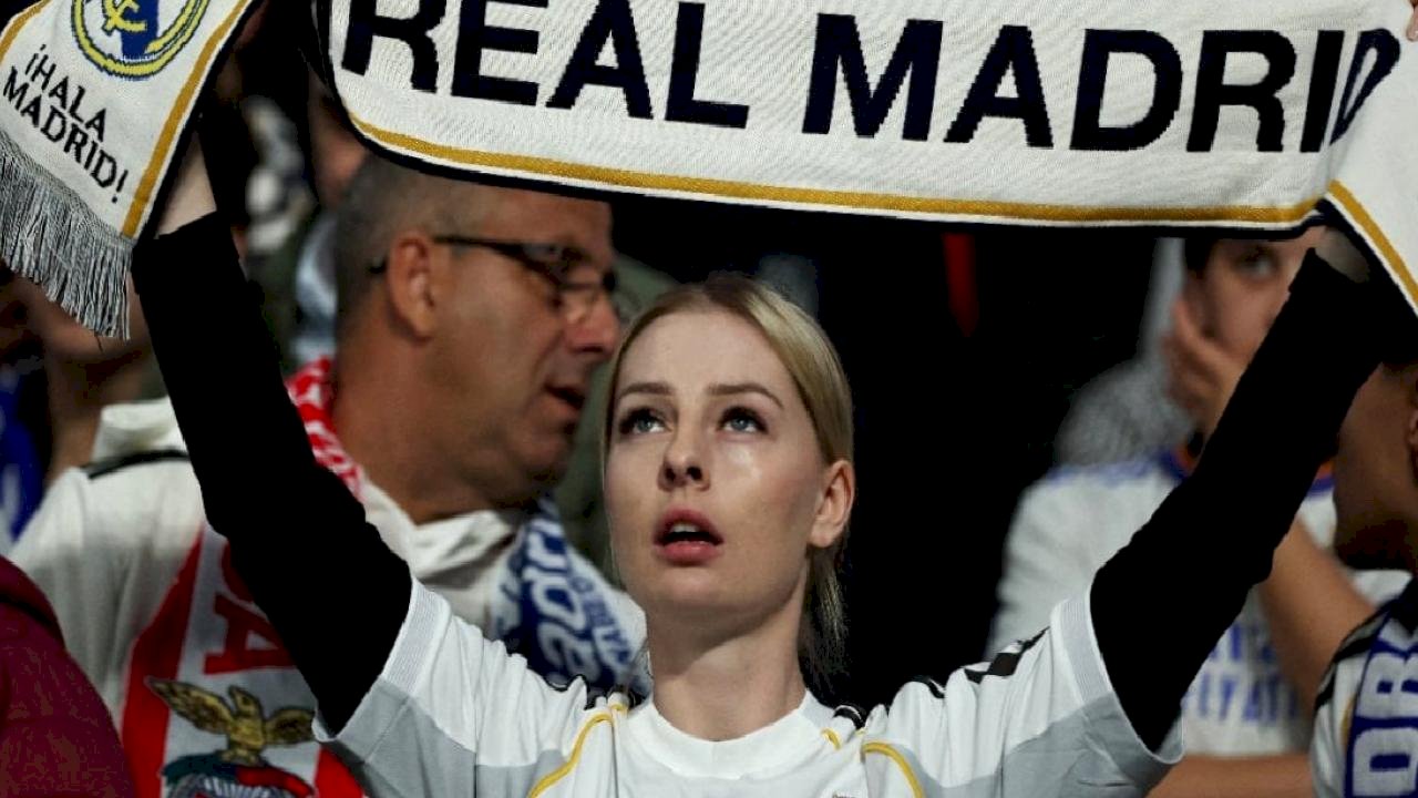 Real Madrid'e "taraftarlarının ırkçı davranışları" nedeniyle para cezası geldi