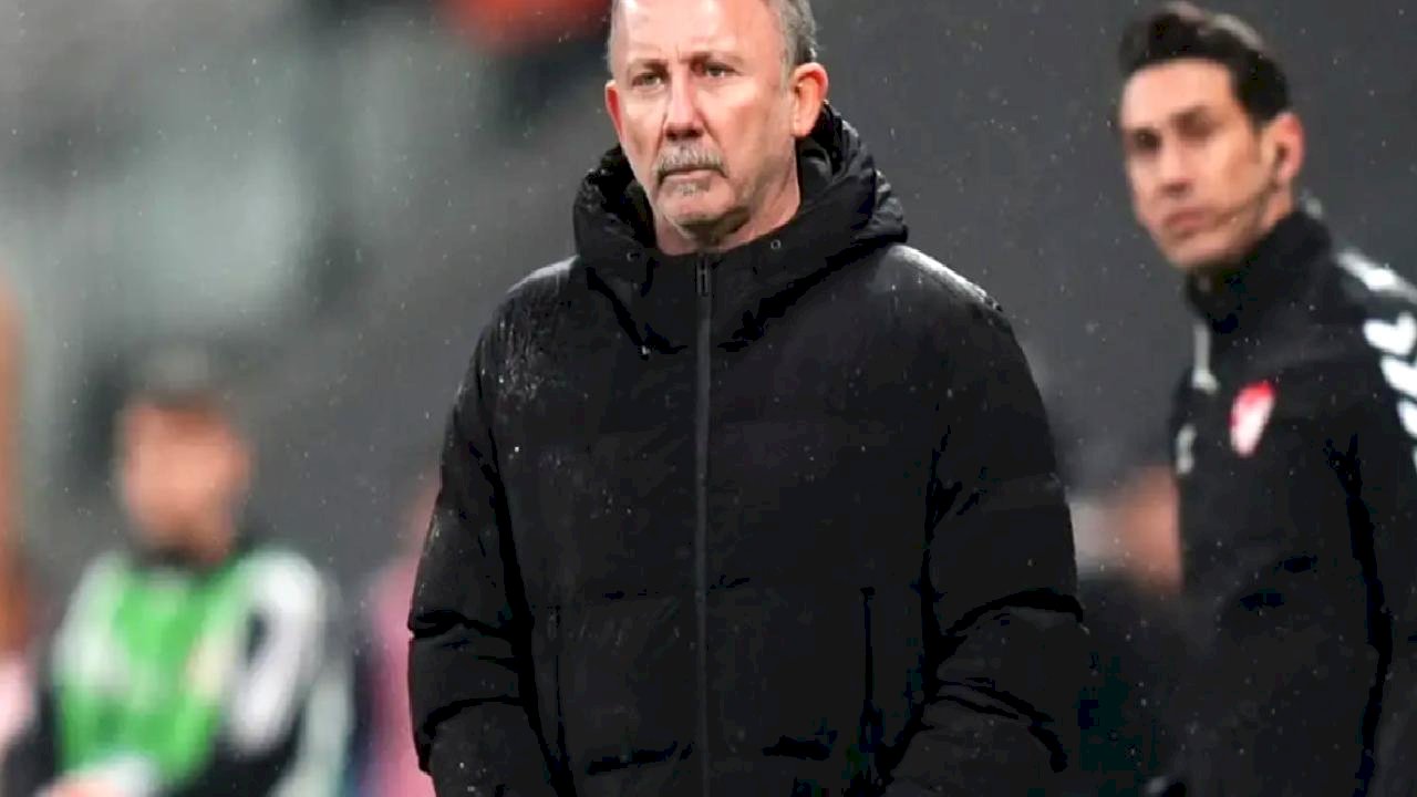 Sergen Yalçın, ''30 gündür oruç tutan tek oyuncu o!'' deyip öğrencisini övdü de övdü