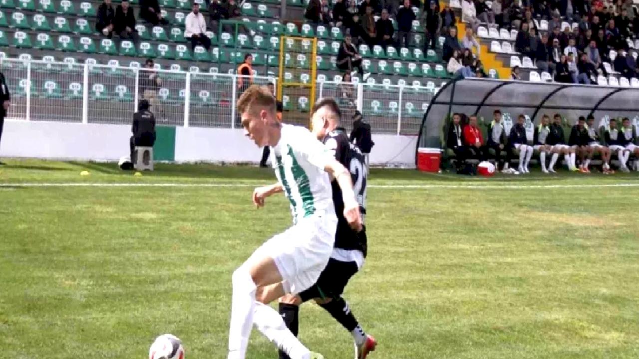 Serikspor 2-0 Sakaryaspor’u Geçti