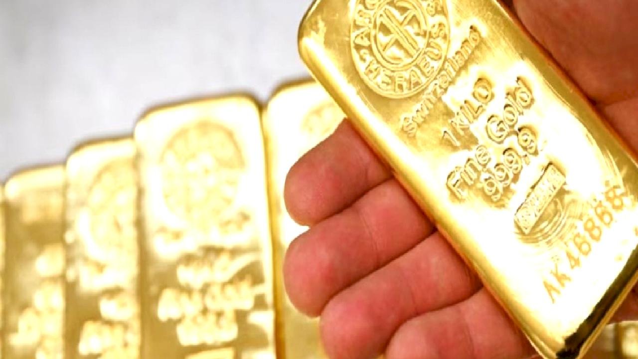 Spot altın fiyatları kayıplarını artırdı