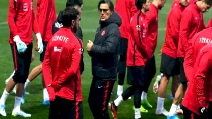 A Milli Takım Romanya Maçı Hazırlıklarını Sürdürüyor