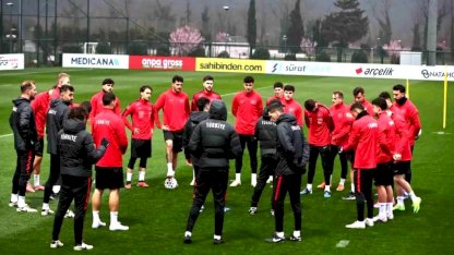 A Milli Takım, Romanya Maçı Öncesi Hazırlıklarını Sürdürüyor