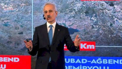 Abdulkadir Uraloğlu: Karadeniz’e demir yolu Samsun’dan Sarp’a uzanacak