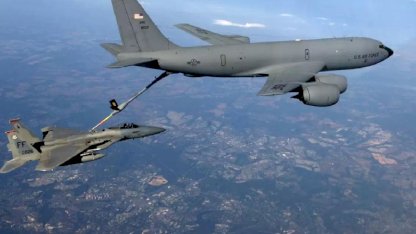 ABD'ye ait KC-135 yakıt ikmal uçağı Irak'ta düştü