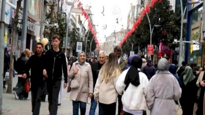 Adapazarı'nda Bayram Alışverişi Yoğunlaştı