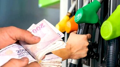Akaryakıta indirim! Motorinin litresi kritik eşiğin altına indi