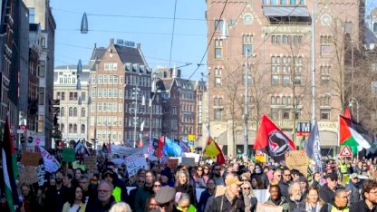 Amsterdam'da Irkçılığa Karşı Yürüyüş