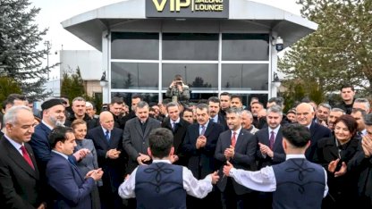 Bakan Tekin'den CHP'ye Eleştiriler