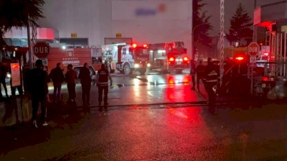Başiskele'de Fabrikada Yangın