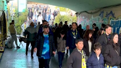 Başkan Akın’dan Sındırgılı depremzede gençlere spor desteği