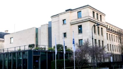 Çin ve ABD Paris'te Ekonomi Görüşmeleri Yaptı