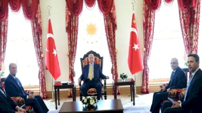 Cumhurbaşkanı Erdoğan, Dünya Ekonomik Forumu ve BlackRock Başkanı Fink'i Ağırladı