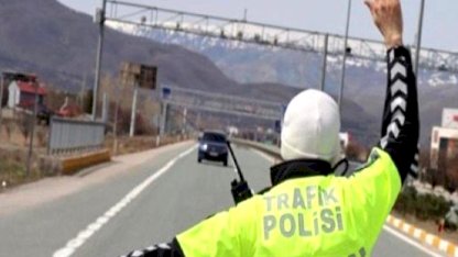 Denizli'de 'dur' ihtarına uymayan sürücüye rekor ceza