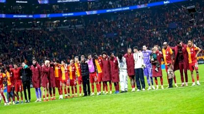 Galatasaray, Liverpool zaferini coşkuyla kutladı