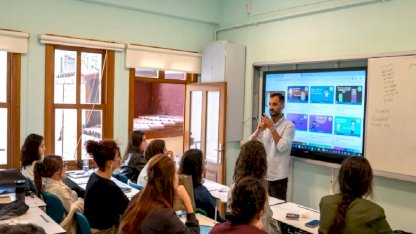 İBB Gençlik Ofisleri'nde yılın ilk eğitimleri sürüyor