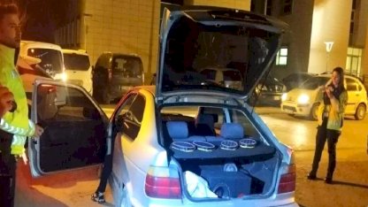 İnegöl'de Yüksek Sesle Müzik Dinleyen Sürücüye Ceza