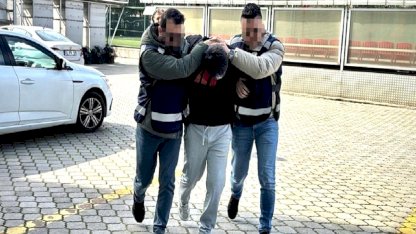 Interpol tarafından yakalanan cinayet zanlısı Rusya'dan getirildi