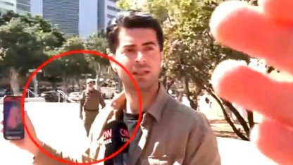 İsrail, iki Türk gazeteciyi gözaltına aldı