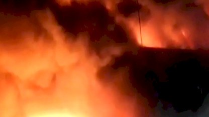 Kadirli OSB'de tavuk fabrikasında yangın: Ekipler müdahale ediyor