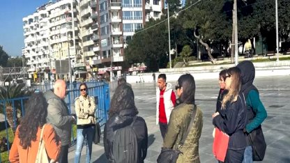 Kaleiçi'nde Edebiyat Yürüyüşü