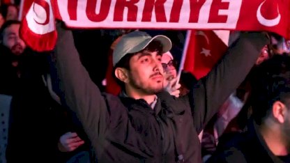 Kocaelililer, Romanya zaferini dev ekranda yaşadı