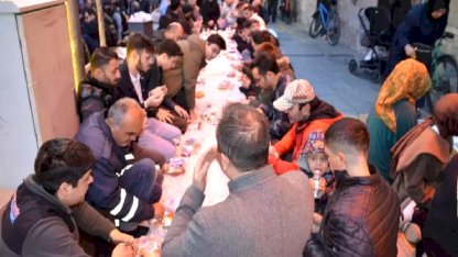 Konya'da Ümmet İftarı Geleneksel Olarak Yapıldı