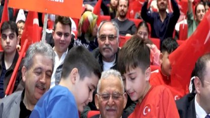 Memduh Büyükkılıç'tan 'Çanakkale ruhu' vurgusu