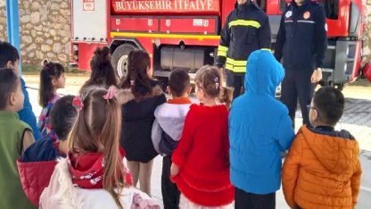 Miniklere yangın güvenliği eğitimi