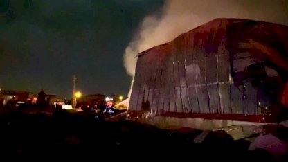 Osmaniye'de Fabrika Yangını Kontrol Altına Alındı