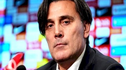Rumenlerden provakasyon! Montella'ya basın toplantısında saygısız soru