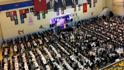 Spor salonunda 2 bin kişi iftar sofrasında buluştu