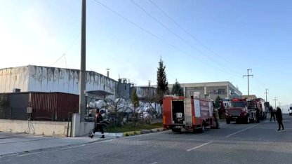 Tire'de Atık Geri Kazanım Deposunda Yangın