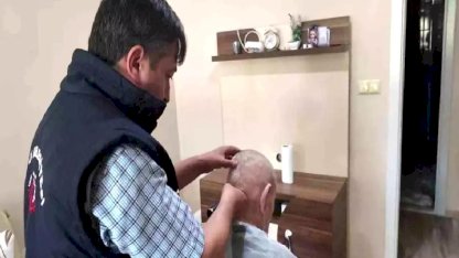 Uşak Belediyesi yaptığı sosyal yardımlar ve sağladığı desteklerle gönülleri kazanıyor