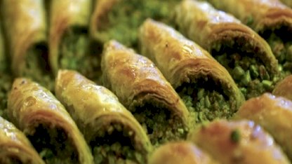 Ustalar fazla mesai yaptı: Bayramda 5 bin ton baklava tüketimi bekleniyor