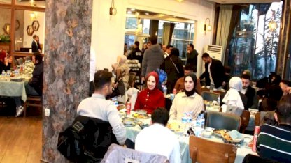 Vali Kızılkaya genç çiftlerle buluştu