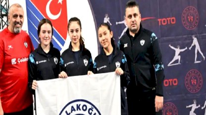 Yıldız Eskrimciler Türkiye'yi İspanya'da Temsil Edecek