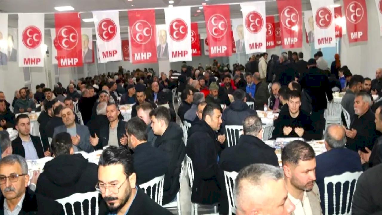 Taşova'da MHP İftar Programı