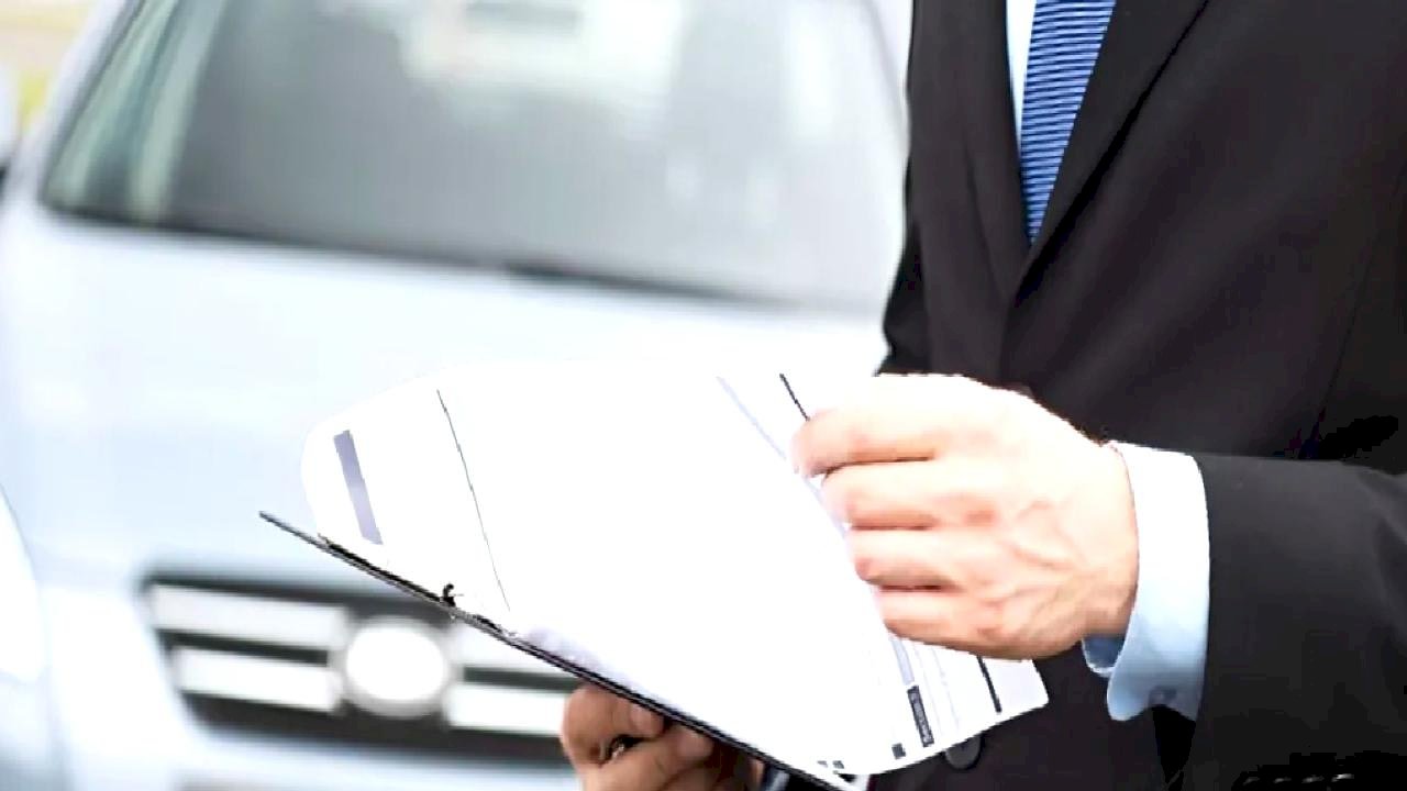 Trafiğe kayıtlı taşıtlarda düşüş... Renk tercihlerinde 'gri' zirveyi bırakmıyor