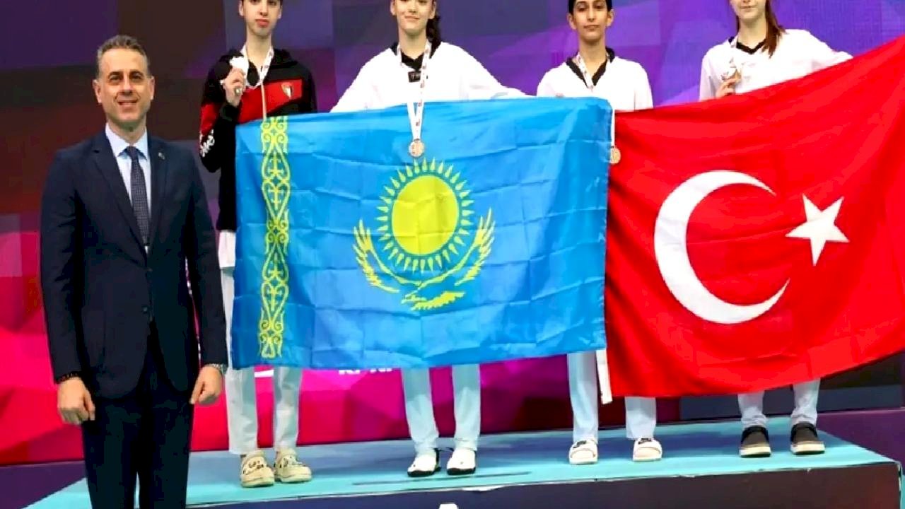 Türk Sporcular Antalya'da 19 Madalya Kazandı