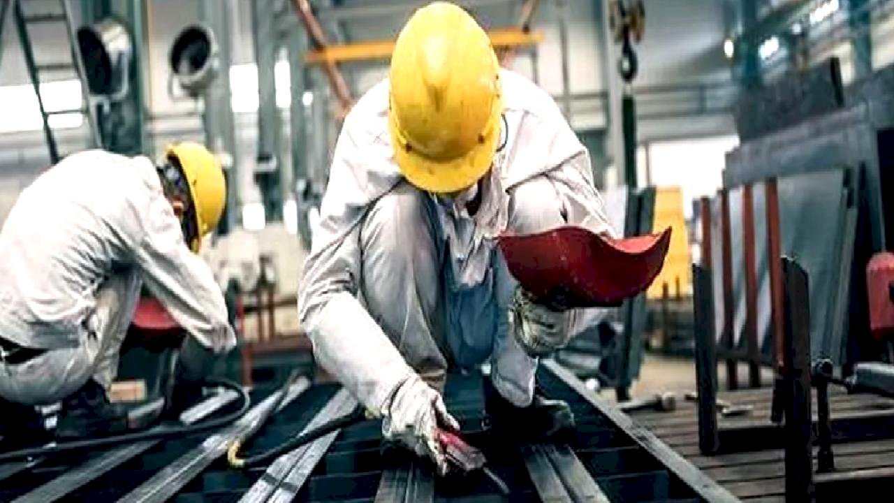 Ücretli çalışan 15,5 milyona ulaştı